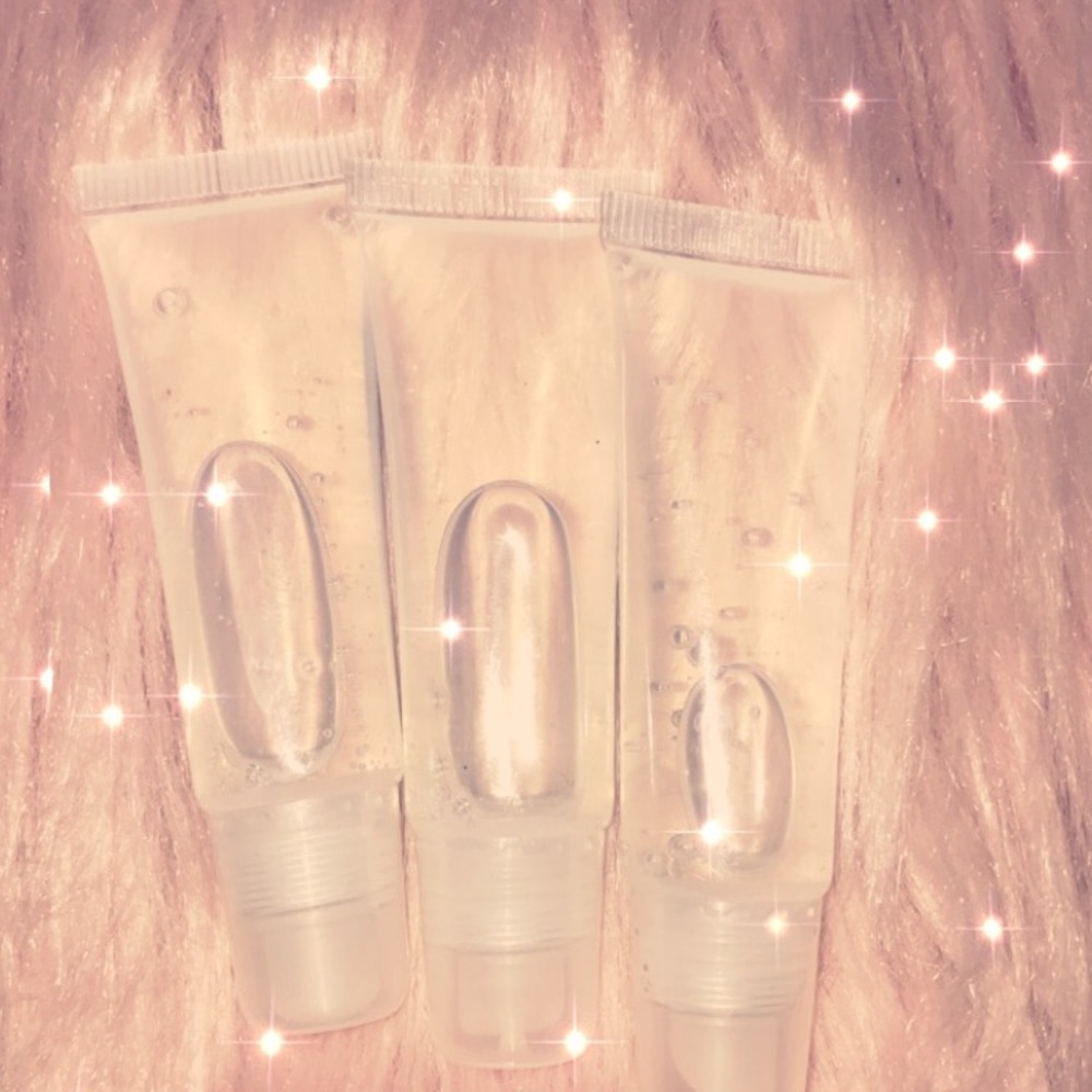 Clear lip gloss💋💜
